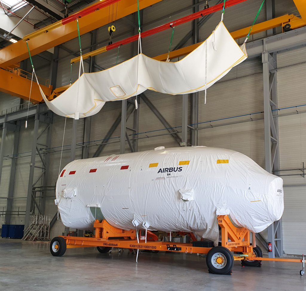 Protection anti-grêle aéronautique 5 Joules A320 stockage extérieur